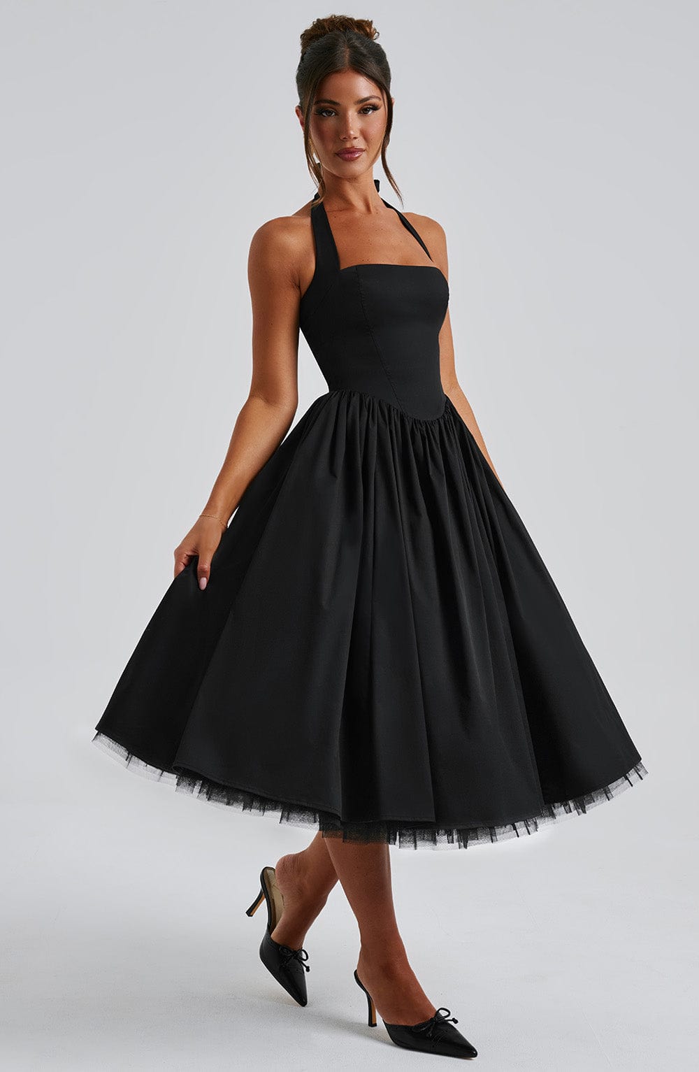 Lyra Női Esküvői Vendég Nyakpántos Midi Ruha Elegáns