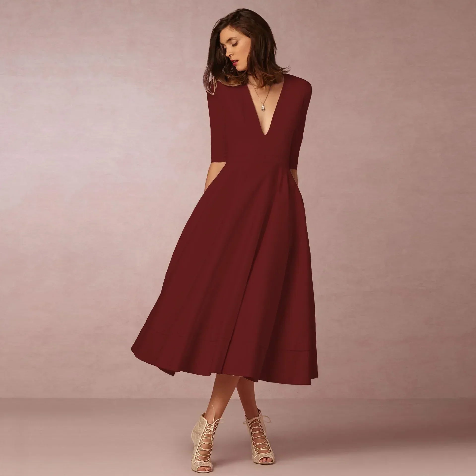 Astra Style Női Ivoire Midi Ruha Fitt Elegáns Kivágás