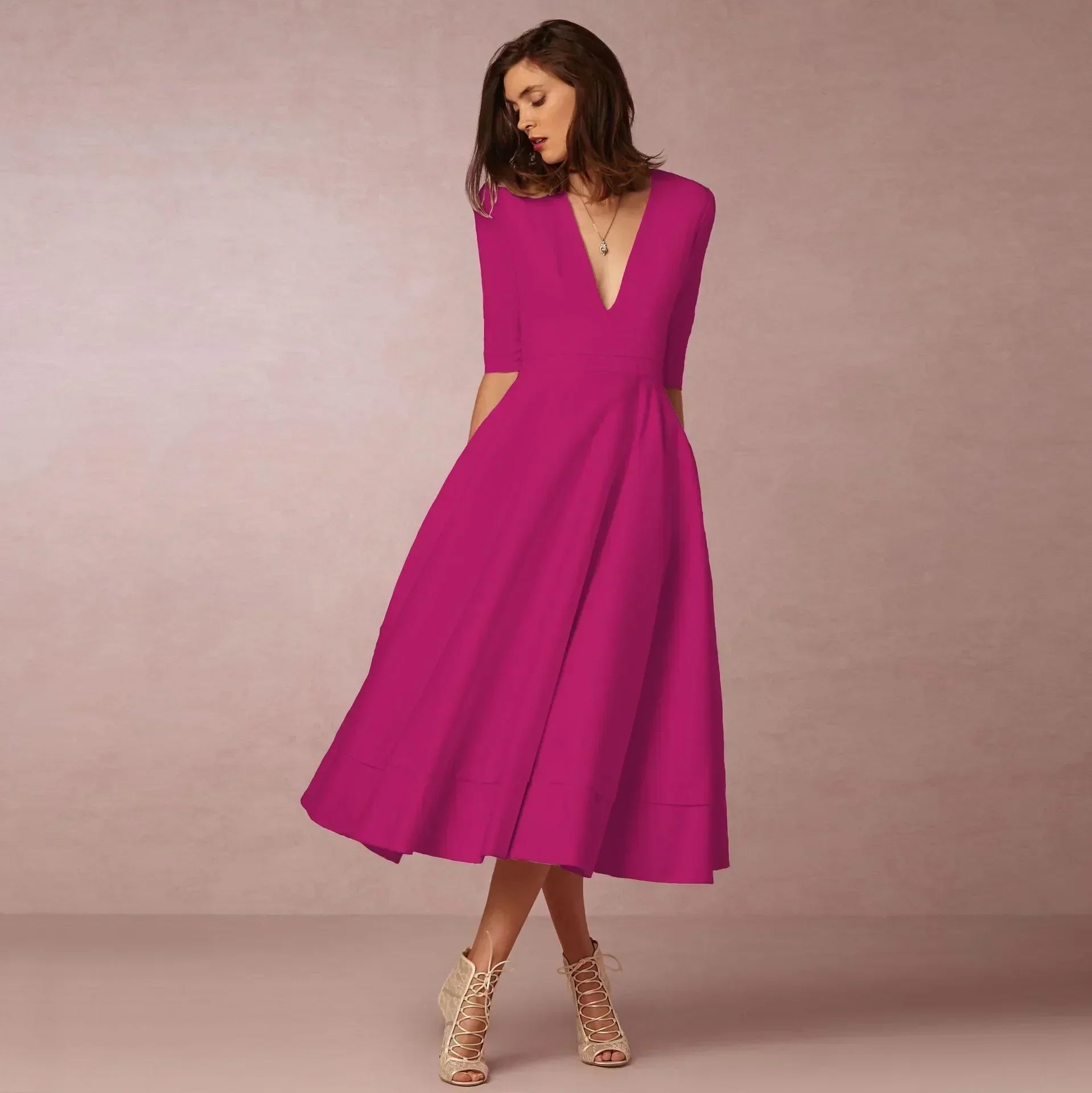 Astra Style Női Ivoire Midi Ruha Fitt Elegáns Kivágás