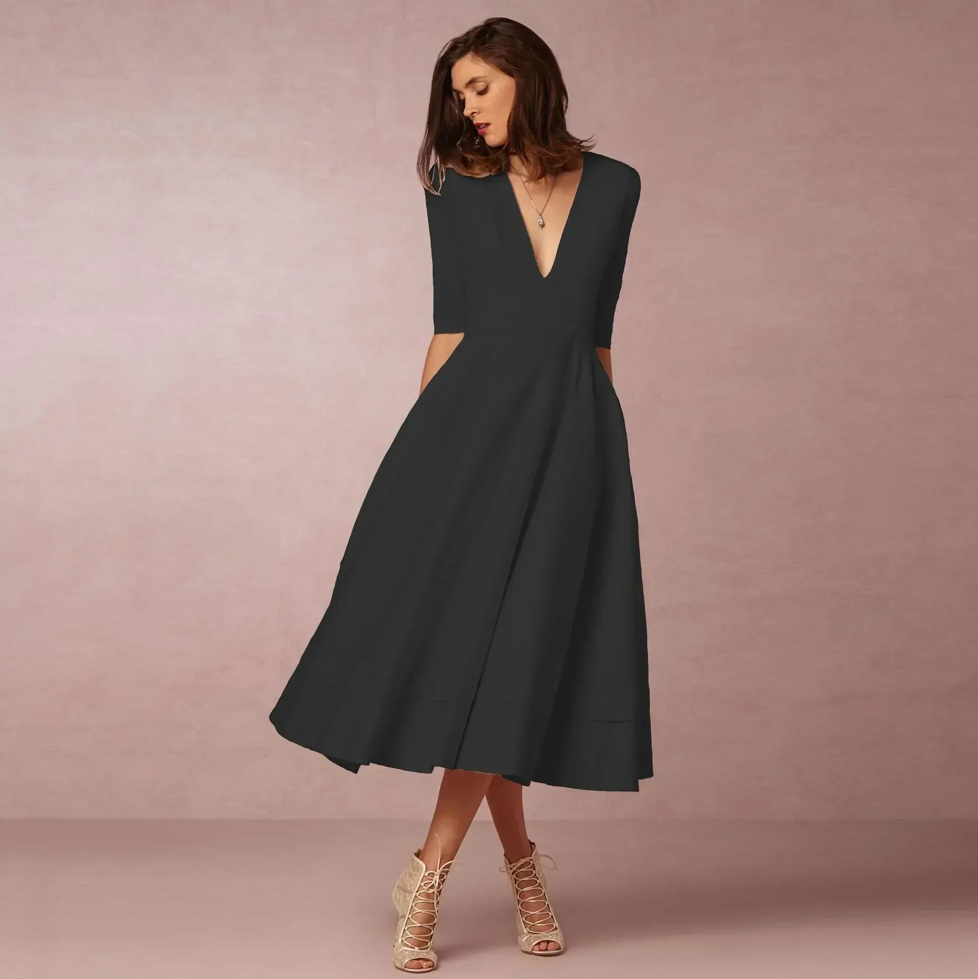 Astra Style Női Ivoire Midi Ruha Fitt Elegáns Kivágás