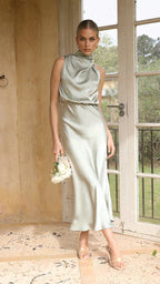 Nivora Női Elegáns Halter Midi Ruha Lógó Nyakkivágással