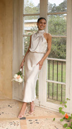 Nivora Női Elegáns Halter Midi Ruha Lógó Nyakkivágással
